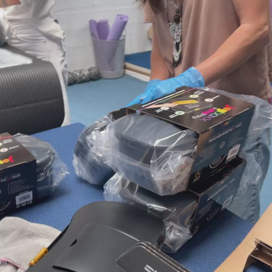 Whitney Petty Guitar Player for Thunderpussy assembles Joyboxx